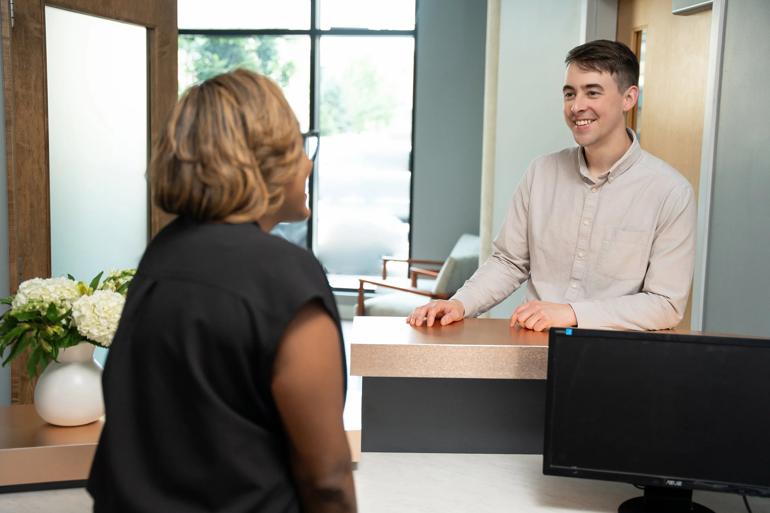 Dental Scheduling Without Phone Calls: A Modern, Stress-Free Way to Book Appointments (7 Key Advantages)